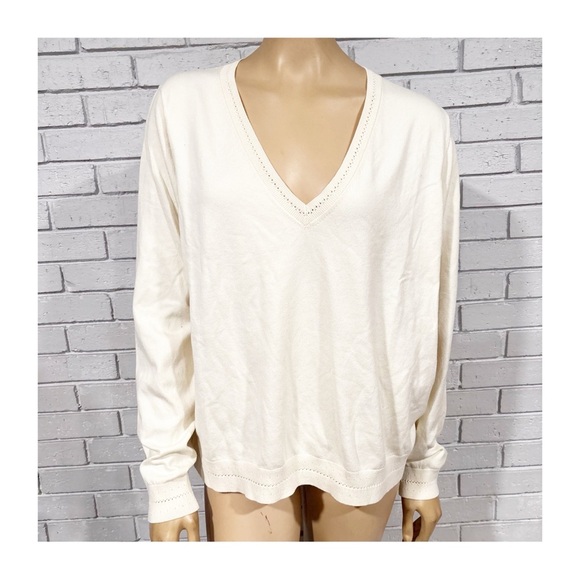 Boden Women’s Cream V-Neck Sweater - Picture 5 of 8